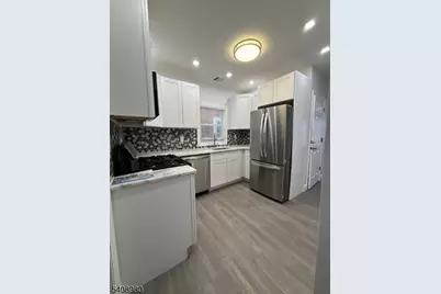 811 S 13th, Newark, NJ 07108 - Photo 1