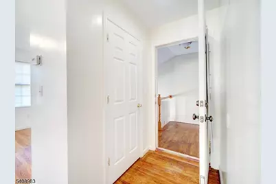 91 William St, East Orange, NJ 07017 - Photo 3