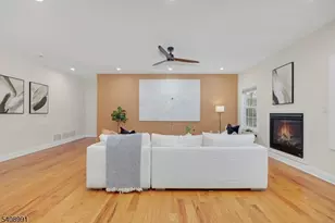 2 Maddie Ct, Woodbridge Township, NJ 07067 - Photo 15