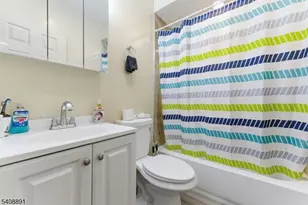 407 3rd Ave, Newark, NJ 07107 - Photo 3