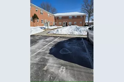 45 Manchester Ct, Wayne, NJ 07470 - Photo 17