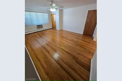 45 Manchester Ct, Wayne, NJ 07470 - Photo 7