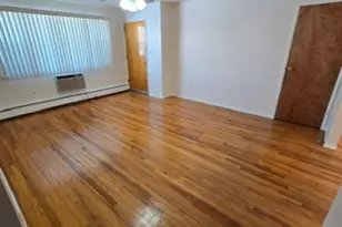 45 Manchester Ct, Wayne, NJ 07470 - Photo 7