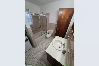 45 Manchester Ct, Wayne, NJ 07470 - Photo 15