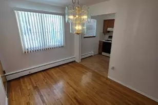 45 Manchester Ct, Wayne, NJ 07470 - Photo 5