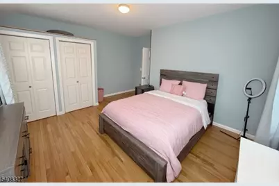 40 Stuyvesant Rd, Teaneck Township, NJ 07666 - Photo 5