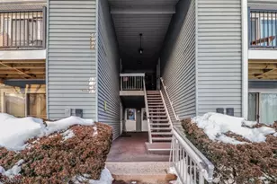 62 Haverhill Pl, Franklin Township, NJ 08873 - Photo 3