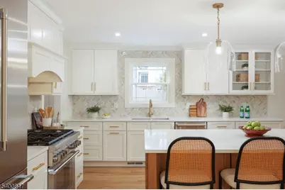 3 Herbert Rd, Scotch Plains Township, NJ 07076 - Photo 9