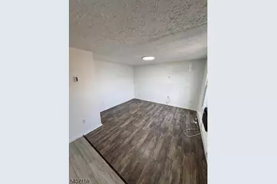 81 N Day St #12, Orange, NJ 07050 - Photo 3