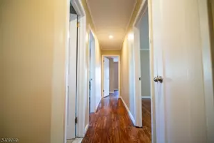 832 E Henry St, Linden, NJ 07036 - Photo 9