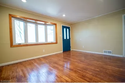 832 E Henry St #1, Linden, NJ 07036 - Photo 3