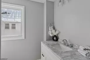 2210 Stecher Ave, Union Township, NJ 07083 - Photo 13