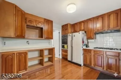 34 Brian Rd, West Caldwell, NJ 07006 - Photo 9