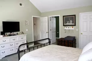 18 Harborside Dr, Vernon Twp., NJ 07461 - Photo 27