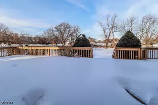 6 Bering Way, Franklin Township, NJ 08873 - Photo 41