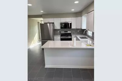 246-246A Main Ave, Long Hill Township, NJ 07980 - Photo 7