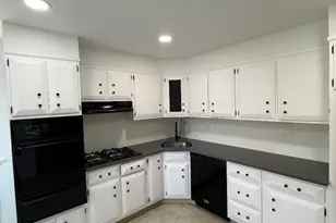 98 Broughton Ave, Bloomfield, NJ 07003 - Photo 7