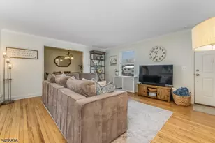 552 Foothill Rd, Bridgewater, NJ 08807 - Photo 7