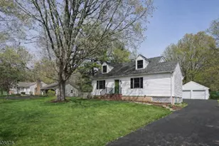 552 Foothill Rd, Bridgewater, NJ 08807 - Photo 1