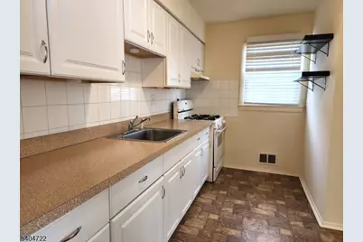 19 Grove St #B, Wanaque, NJ 07465 - Photo 9