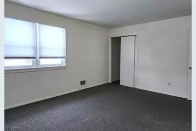 19 Grove St #B, Wanaque, NJ 07465 - Photo 17