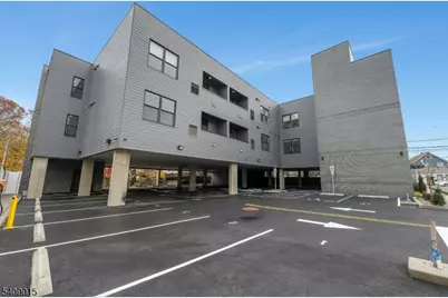 255 Ridge Rd #203, Lyndhurst Township, NJ 07071 - Photo 3