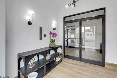 255 Ridge Rd #203, Lyndhurst Township, NJ 07071 - Photo 9