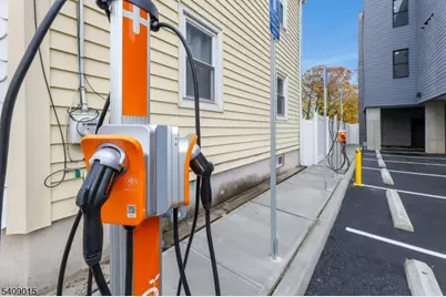 255 Ridge Rd #203, Lyndhurst Township, NJ 07071 - Photo 5