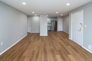 69 Fisher Dr, Franklin Township, NJ 08823 - Photo 5