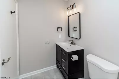 69 Fisher Dr, Franklin Township, NJ 08823 - Photo 13