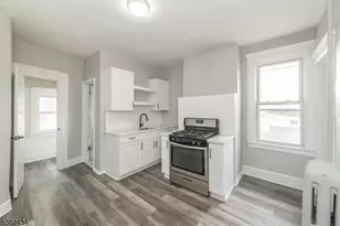 68 Mill St, Belleville, NJ 07109 - Photo 3