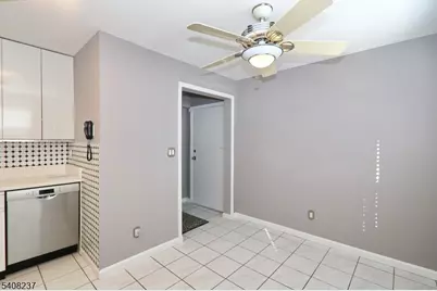 5 Bash Ford-F #5, Union Township, NJ 07083 - Photo 5