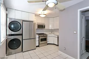 5 Bash Ford-F, Union Township, NJ 07083 - Photo 3