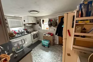 17 Emma Pl, Clifton, NJ 07013 - Photo 3