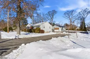 11 Cypress Ave, Lincoln Park, NJ 07035 - Photo 3