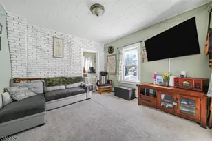 62 High St, Franklin, NJ 07416 - Photo 5