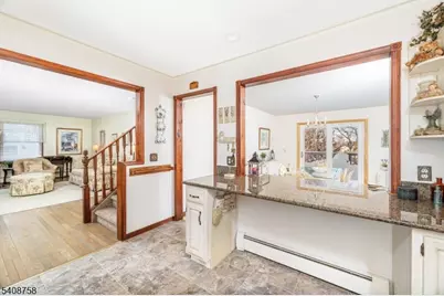 18 Sagamore Trl, Sparta Township, NJ 07871 - Photo 9