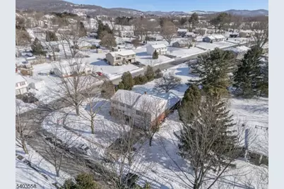 3 Harwich Rd, Lopatcong Township, NJ 08865 - Photo 5