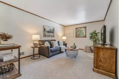 3 Harwich Rd, Lopatcong Township, NJ 08865 - Photo 11