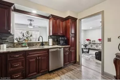 116 Harrow Dr, Franklin Township, NJ 08873 - Photo 5