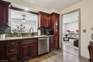 116 Harrow Dr, Franklin Township, NJ 08873 - Photo 5