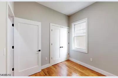 40 Wright Ave, Jersey City, NJ 07306 - Photo 19