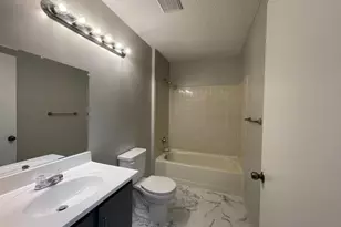 23 Chelsea Ct, Franklin Township, NJ 08823 - Photo 7