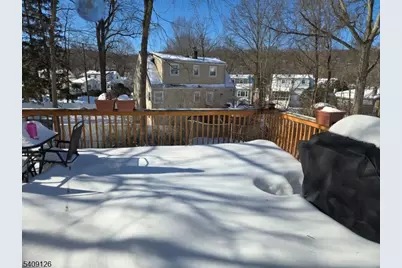 127 Glenwild Ave, Bloomingdale, NJ 07403 - Photo 7