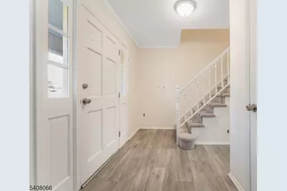 14 Dryden Ter, Lopatcong Township, NJ 08865 - Photo 3