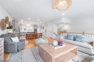 4 Marigold Ct, Warren Township, NJ 07059 - Photo 5