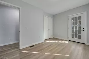 17 Mission St, Montclair, NJ 07042 - Photo 7