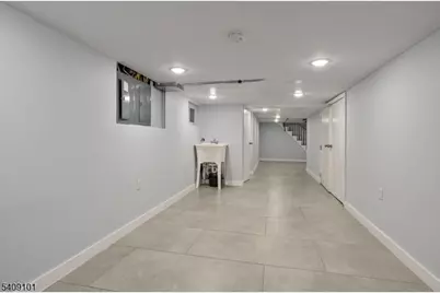 17 Mission St, Montclair, NJ 07042 - Photo 13