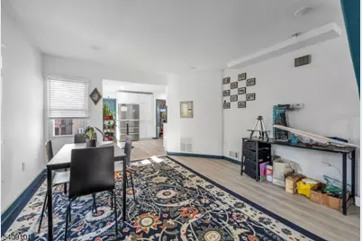 17 Mission St, Montclair, NJ 07042 - Photo 19