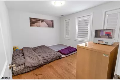 112 E 12th St, Linden, NJ 07036 - Photo 19